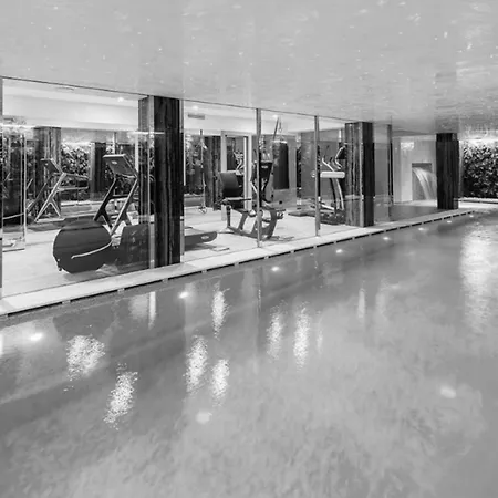 Apartmán Entire Chalet With Pool And Cinema *